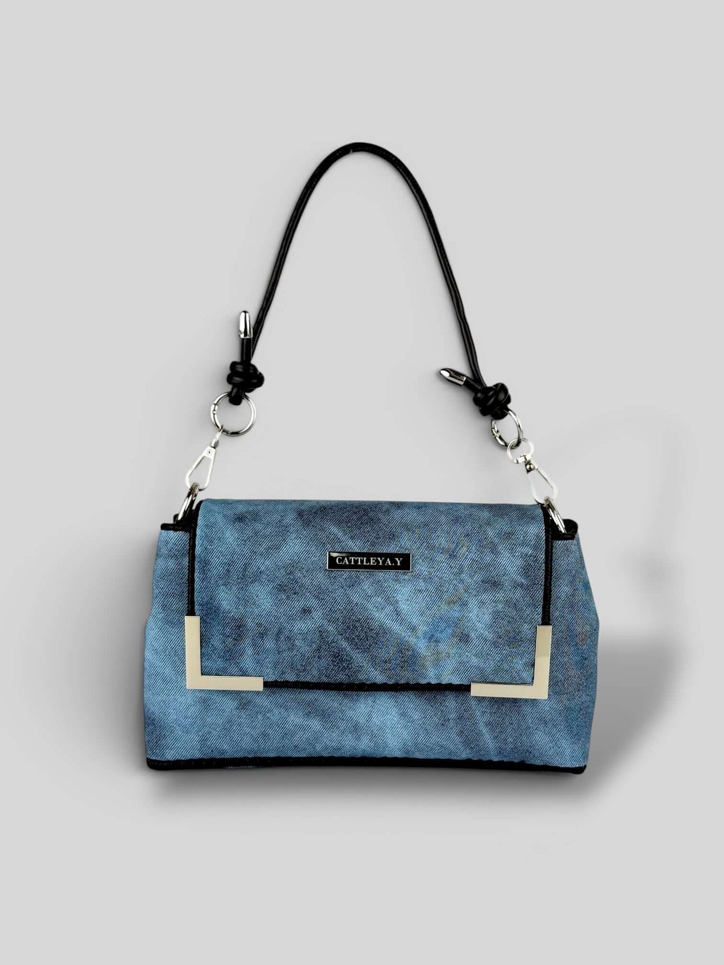 Denim Sky luxury bag front view.
Denim Sky is a Luxury Handmade Designer Bag by CATTLEYA.Y