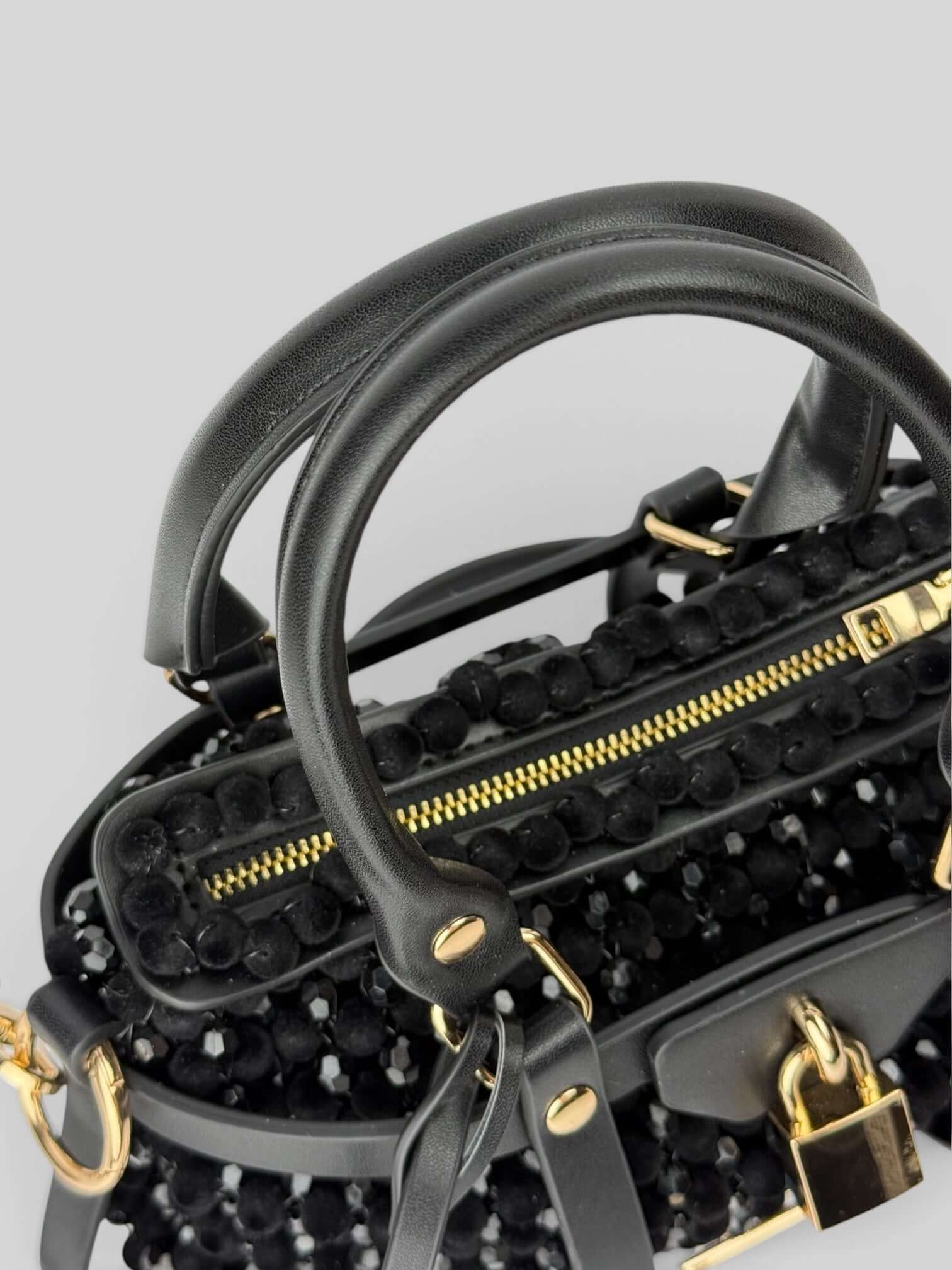 Jasmine luxury handmade designer bag from beads by CATTLEYA.Y top view with zip closure and bead texture