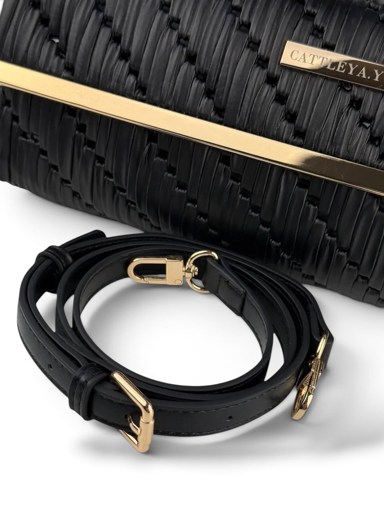 Noir | CATTLEYA.Y